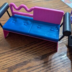 MS) LOL Surprise OMG House of Surprises Dollhouse Replacement Part Sofa Couch